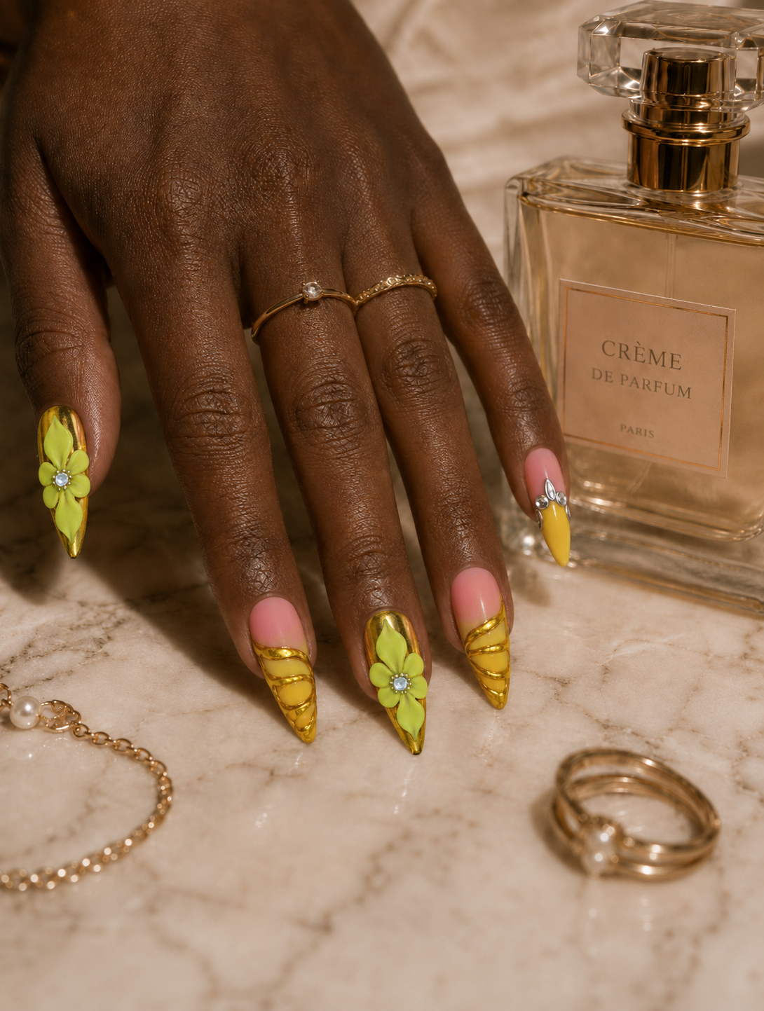 Press-on Nails Summer Bloom