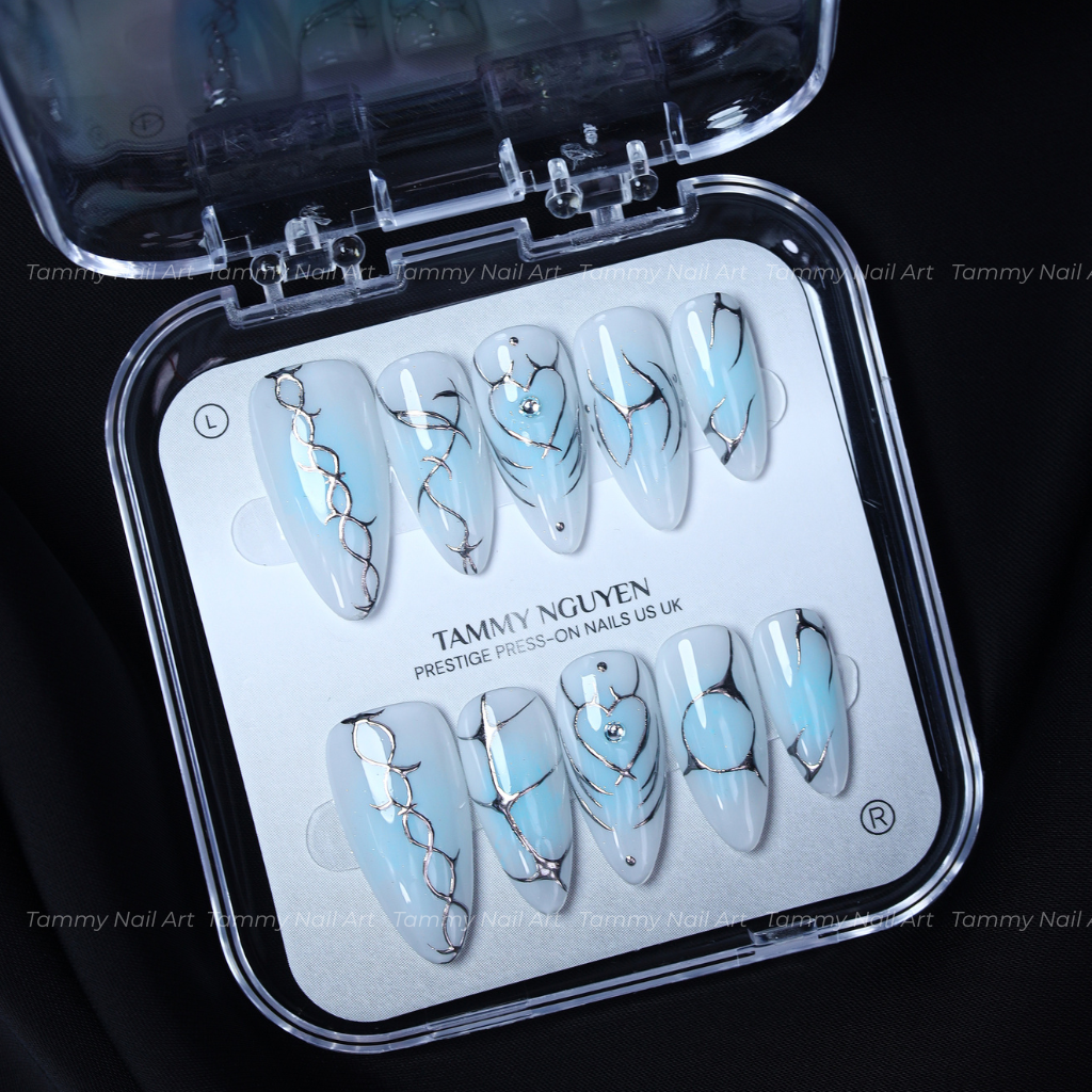Press On Nail Y2K Blue Aura 3D Chrome