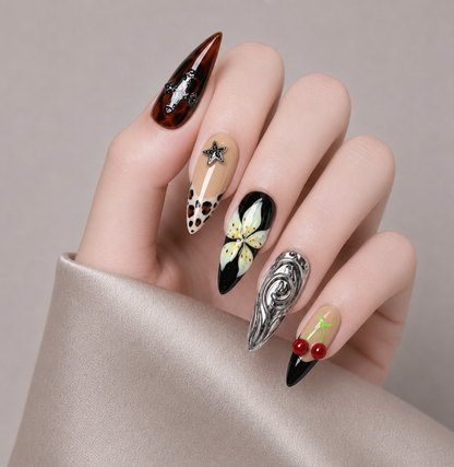Press-on Nails Cherry Gothic