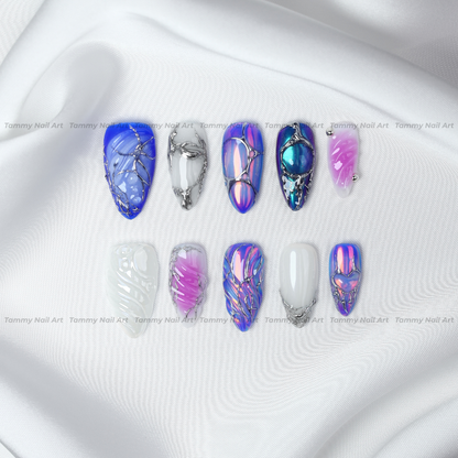 Press-on Nails Y2K Siren