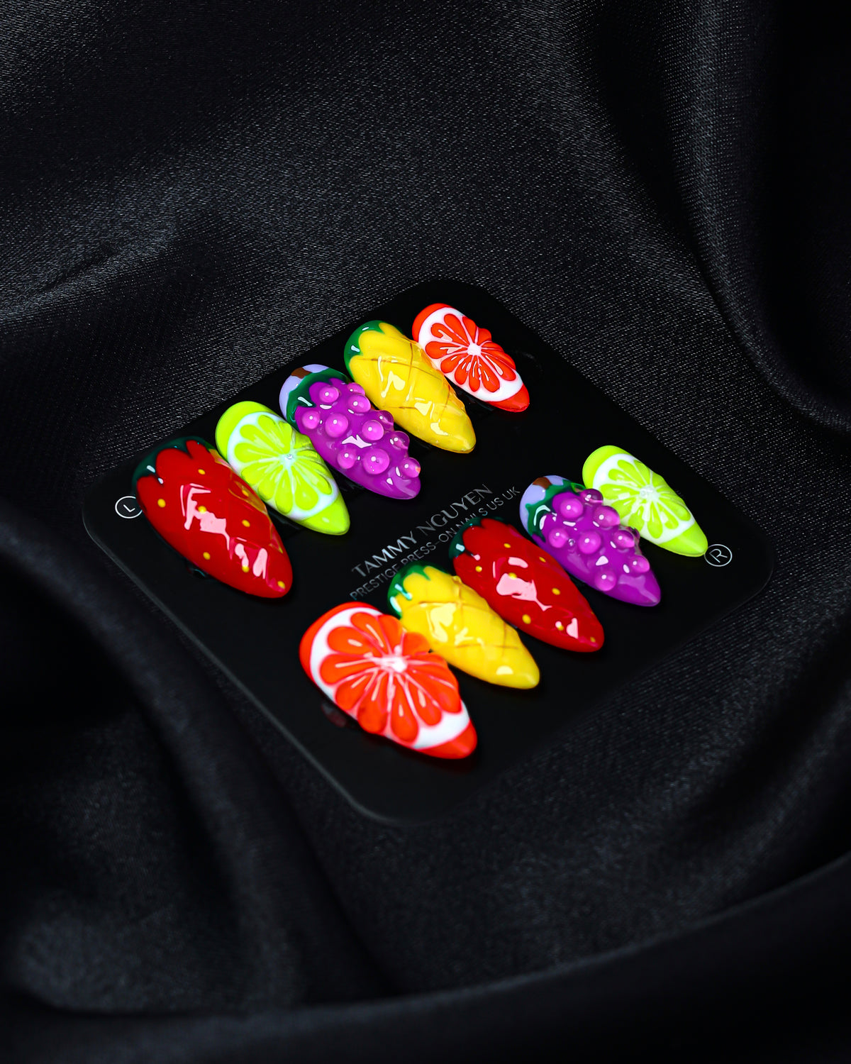 Press-on Nails Summer Pulse
