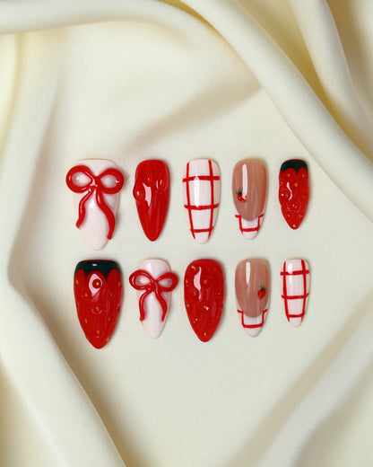 Press On Nail Sweet 3D Strawberry