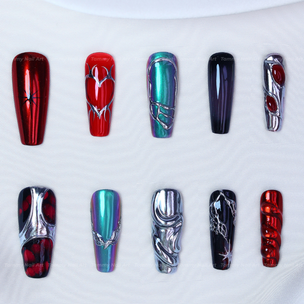 Press-on Nails Crimson Circuit