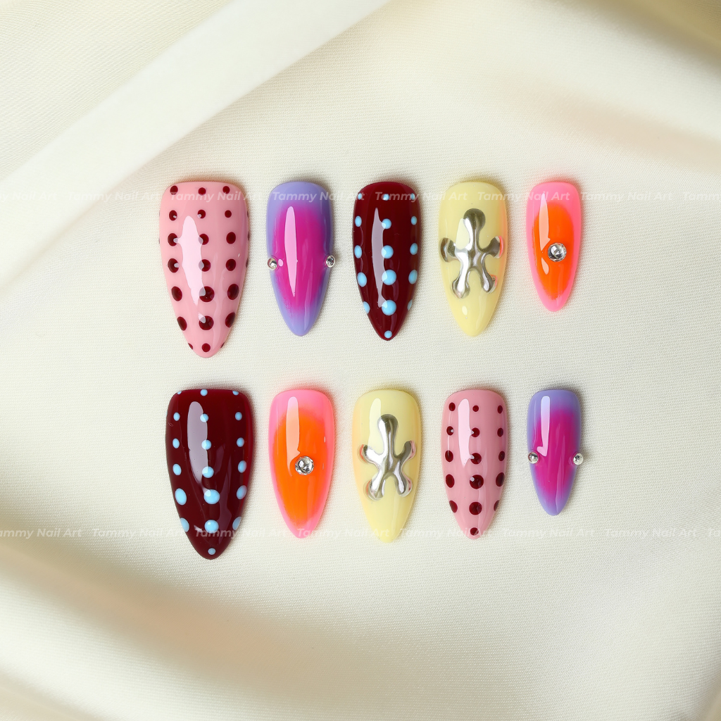Press-on Nails Cyber Gothic Pop