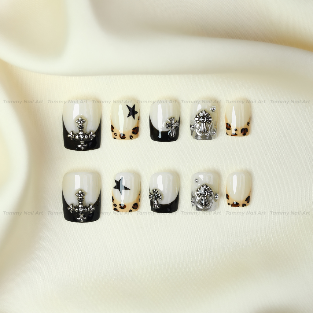 Press-on Nails Rebel Cross