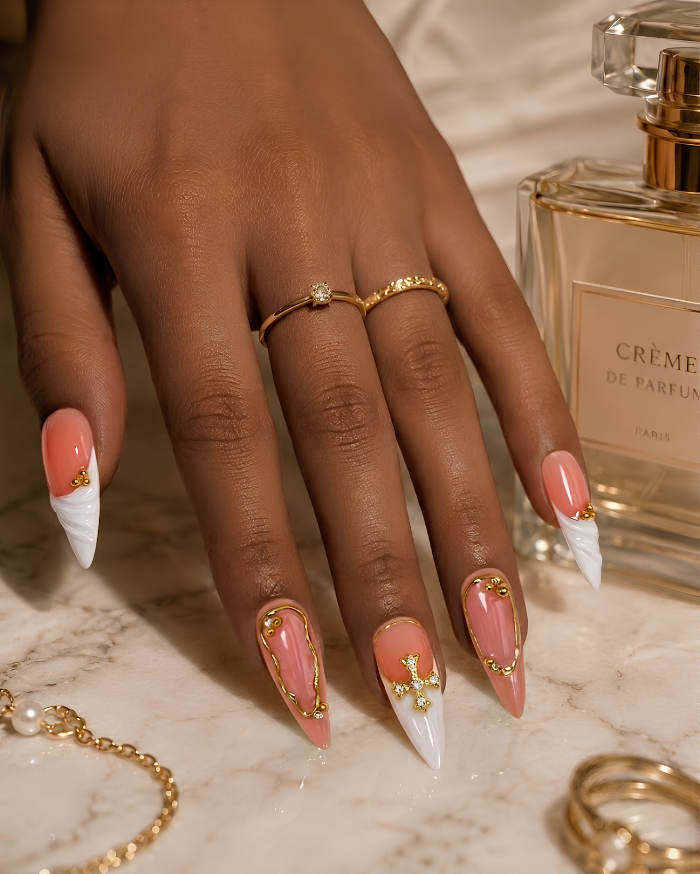 Press-on Nails Petit Royal