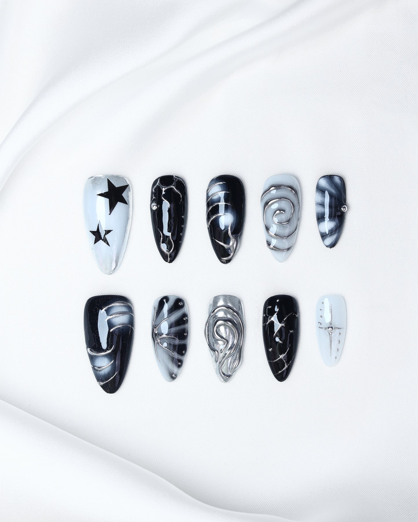 Press On Nail Dark Y2K Star