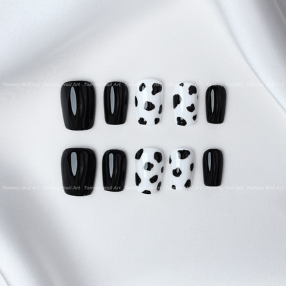 Press-on Nails Cow Print Chic
