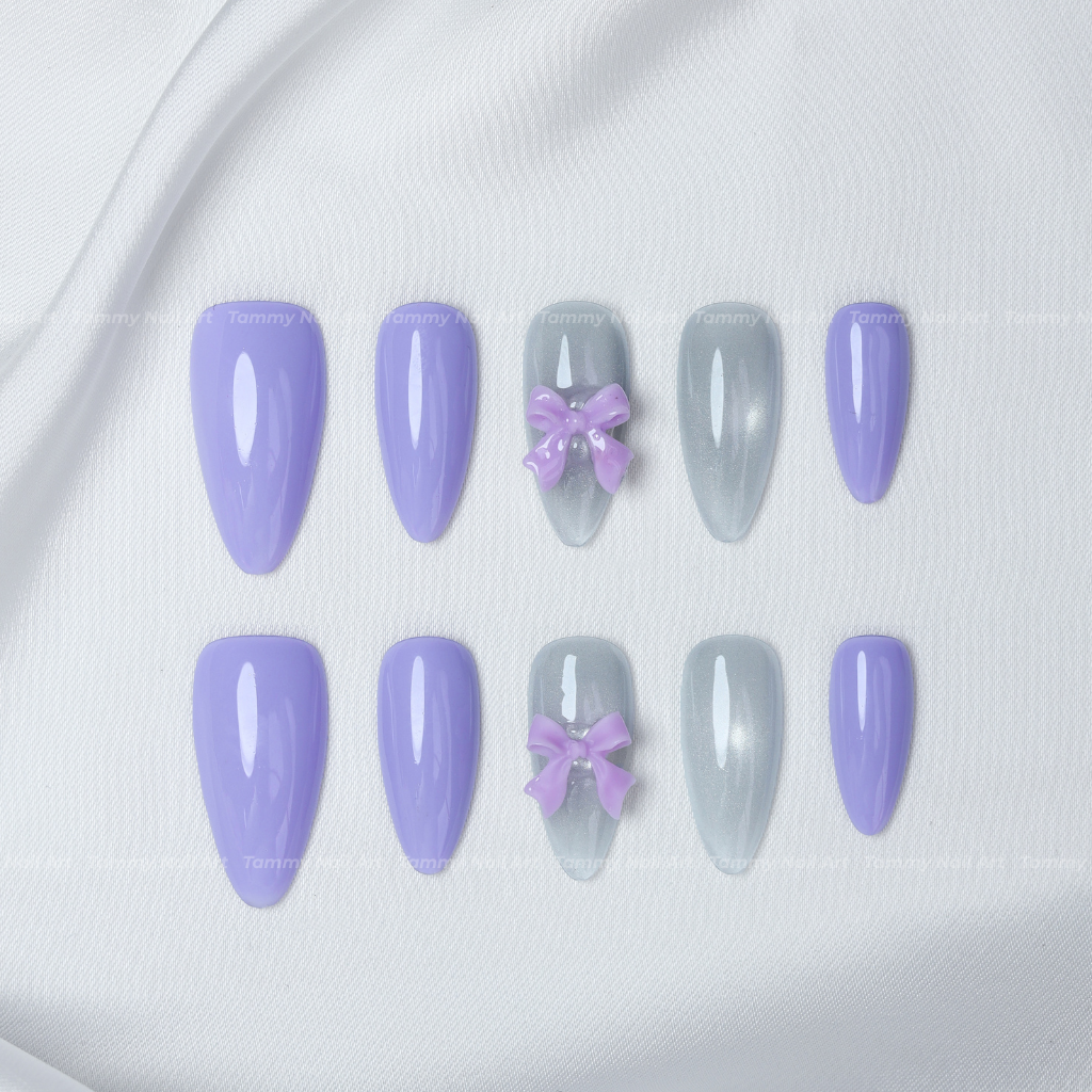 Press-on Nails Moonlit Ribbon