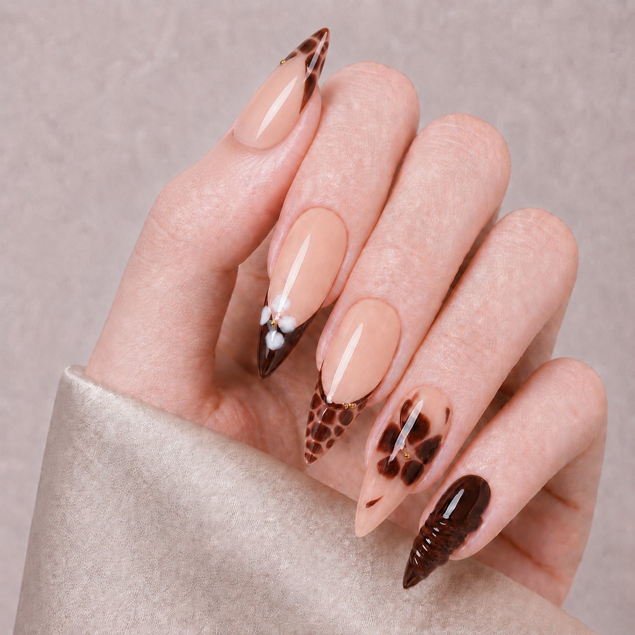 Press On Nails Y2K Stiletto Brown Flower