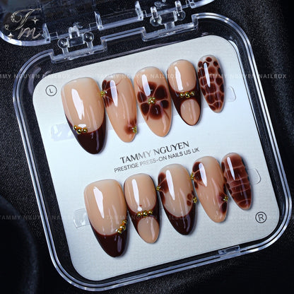 Press On Nail Luxury Chocolate Bloom