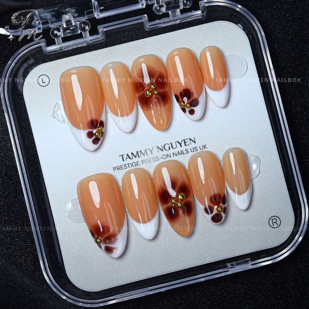 Press On Nail Caramel Petal French